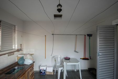 Casa à venda com 182m², 4 quartos e 2 vagas Casa à venda com 182m², 4 quartos e 2 vagasÁrea de Serviço 1