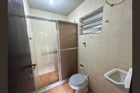 Casa à venda com 142m², 2 quartos e 4 vagasBanheiro 2