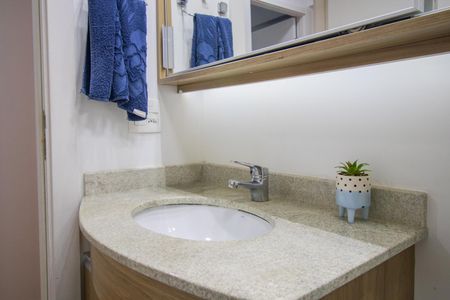 Apartamento à venda com 72m², 3 quartos e 2 vagasBanheiro