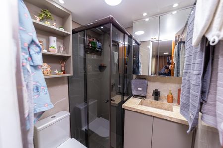 Apartamento à venda com 47m², 2 quartos e 1 vaga Apartamento à venda com 47m², 2 quartos e 1 vagaBanheiro
