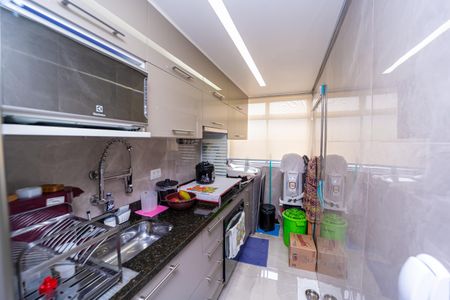 Apartamento à venda com 47m², 2 quartos e 1 vaga Apartamento à venda com 47m², 2 quartos e 1 vagaCozinha
