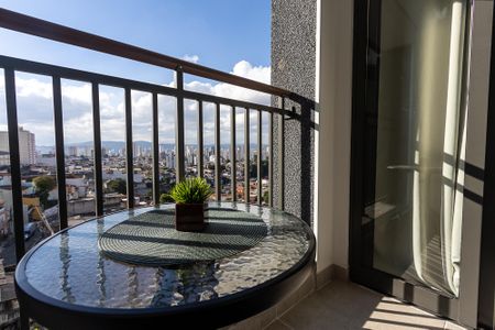 Studio para alugar com 26m², 1 quarto e sem vaga Studio para alugar com 26m², 1 quarto e sem vagaVaranda - Studio