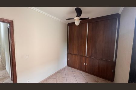 Apartamento para alugar com 77m², 3 quartos e 1 vagaQuarto 3