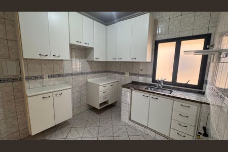 Apartamento para alugar com 77m², 3 quartos e 1 vagaCozinha
