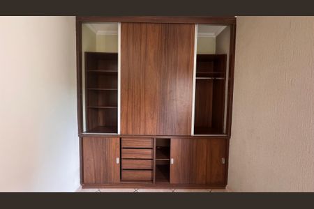 Apartamento para alugar com 77m², 3 quartos e 1 vagaQuarto 3