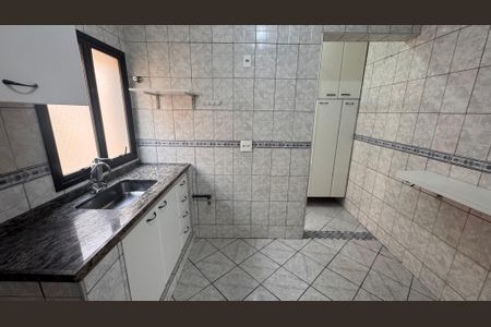 Apartamento para alugar com 77m², 3 quartos e 1 vagaCozinha