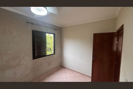 Apartamento para alugar com 77m², 3 quartos e 1 vagaQuarto 2