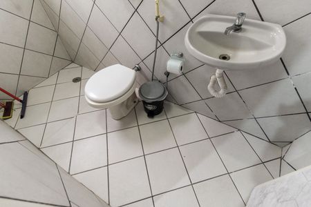 Casa à venda com 162m², 3 quartos e 3 vagas Casa à venda com 162m², 3 quartos e 3 vagasBanheiro/Suite