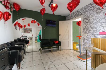 Casa à venda com 162m², 3 quartos e 3 vagas Casa à venda com 162m², 3 quartos e 3 vagasSala