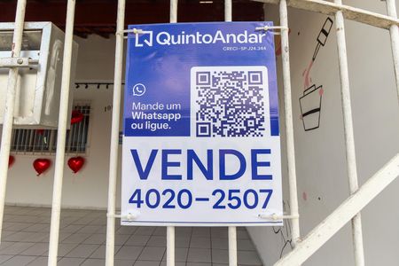 Casa à venda com 162m², 3 quartos e 3 vagas Casa à venda com 162m², 3 quartos e 3 vagasPlaca