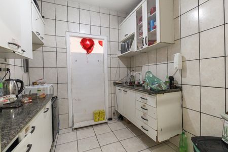 Casa à venda com 162m², 3 quartos e 3 vagas Casa à venda com 162m², 3 quartos e 3 vagasCozinha