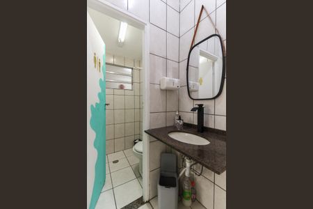 Casa à venda com 162m², 3 quartos e 3 vagas Casa à venda com 162m², 3 quartos e 3 vagasBanheiro