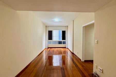 Apartamento para alugar com 70m², 2 quartos e 1 vaga Apartamento para alugar com 70m², 2 quartos e 1 vagaSala