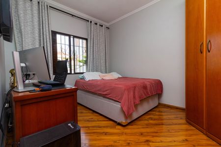 Casa à venda com 100m², 2 quartos e 2 vagas Casa à venda com 100m², 2 quartos e 2 vagasQuarto 1