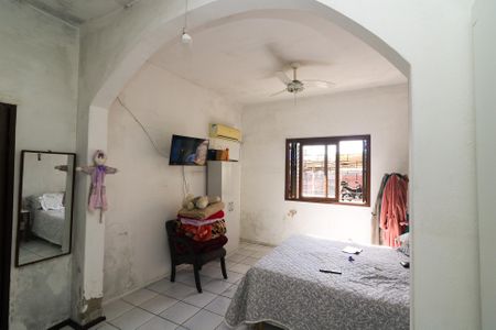 Casa à venda com 440m², 6 quartos e 8 vagas Casa à venda com 440m², 6 quartos e 8 vagasQuarto 3