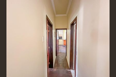 Casa à venda com 172m², 2 quartos e 1 vagaCorredor