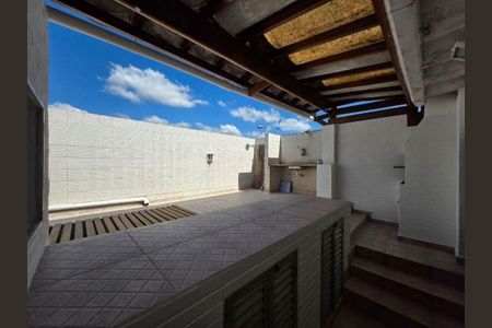 Apartamento à venda com 124m², 3 quartos e 1 vaga