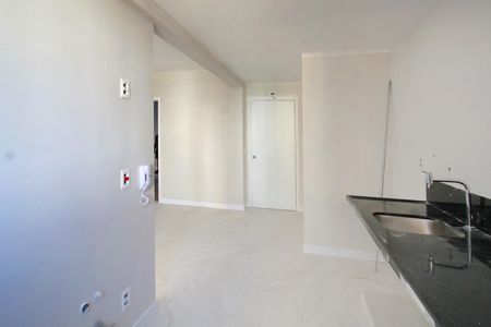 Apartamento à venda com 68m², 2 quartos e 2 vagasCozinha