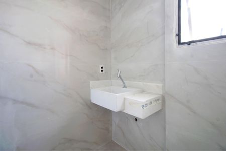 Apartamento à venda com 68m², 2 quartos e 2 vagasBanheiro Social