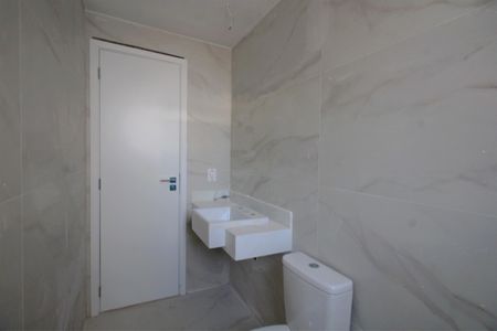 Apartamento à venda com 68m², 2 quartos e 2 vagasBanheiro da Suíte