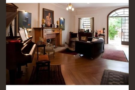 Casa à venda com 500m², 4 quartos e 6 vagas Casa à venda com 500m², 4 quartos e 6 vagasFoto 10