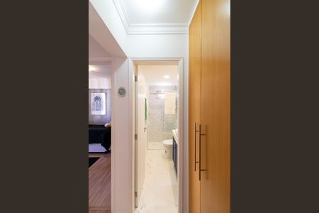 Apartamento à venda com 68m², 2 quartos e 1 vagaCorredor