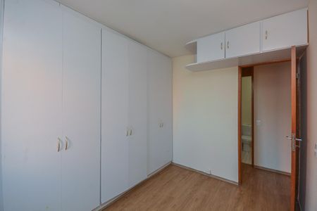 Quarto 1 de apartamento para alugar com 3 quartos, 68m² em Cidade Ademar, São Paulo