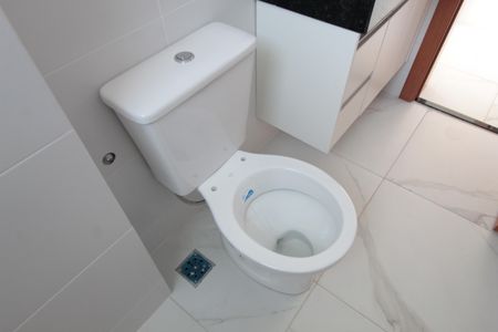 Apartamento à venda com 60m², 2 quartos e 2 vagasBanheiro Social