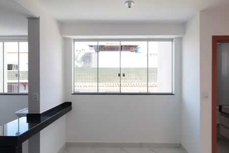 Apartamento à venda com 60m², 2 quartos e 2 vagasSala