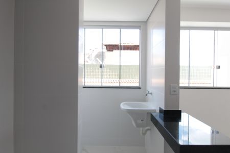 Apartamento à venda com 60m², 2 quartos e 2 vagasCozinha e Área de Serviço