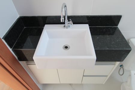 Apartamento à venda com 60m², 2 quartos e 2 vagasBanheiro da Suite