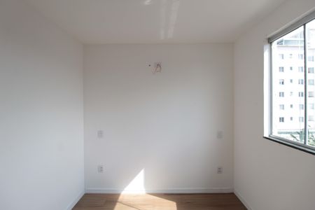 Apartamento à venda com 60m², 2 quartos e 2 vagasSuite