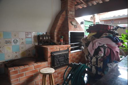 Casa à venda com 340m², 5 quartos e 2 vagasÁrea de Serviço