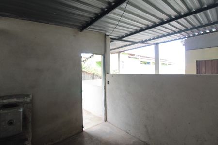 Casa para alugar com 86m², 2 quartos e 1 vagaQuintal