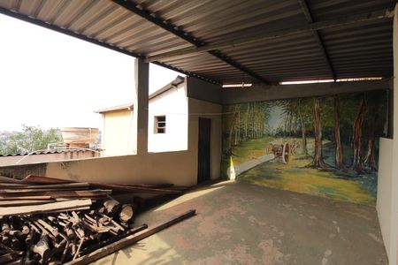 Casa para alugar com 86m², 2 quartos e 1 vagaQuintal