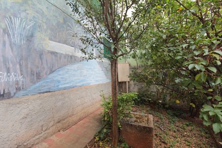 Casa para alugar com 86m², 2 quartos e 1 vagaQuintal
