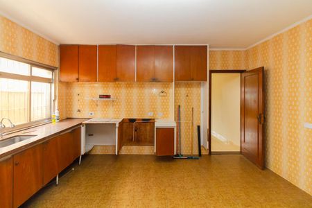 Casa à venda com 143m², 3 quartos e 2 vagas Casa à venda com 143m², 3 quartos e 2 vagasCozinha