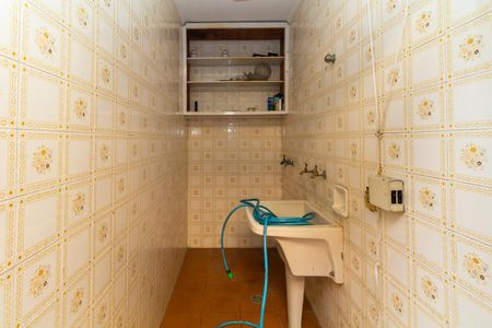 Casa à venda com 143m², 3 quartos e 2 vagas Casa à venda com 143m², 3 quartos e 2 vagasÁrea de Serviço