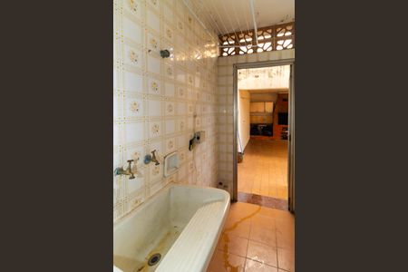 Casa à venda com 143m², 3 quartos e 2 vagas Casa à venda com 143m², 3 quartos e 2 vagasÁrea de Serviço