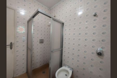 Casa à venda com 240m², 3 quartos e 2 vagas Casa à venda com 240m², 3 quartos e 2 vagasBanheiro 2