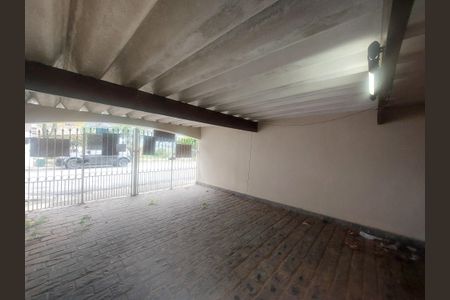 Casa à venda com 240m², 3 quartos e 2 vagas Casa à venda com 240m², 3 quartos e 2 vagasGaragem