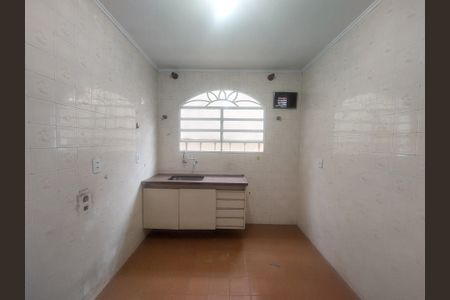 Casa à venda com 240m², 3 quartos e 2 vagas Casa à venda com 240m², 3 quartos e 2 vagasCozinha