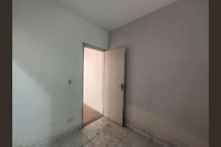 Casa à venda com 240m², 3 quartos e 2 vagas Casa à venda com 240m², 3 quartos e 2 vagasQuarto na Área de Serviço