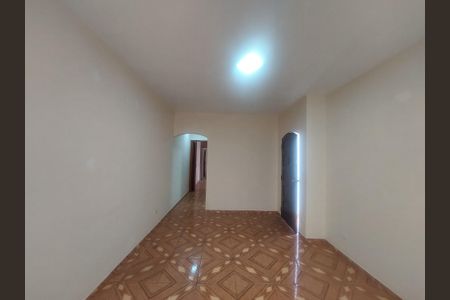 Casa à venda com 240m², 3 quartos e 2 vagas Casa à venda com 240m², 3 quartos e 2 vagasSala