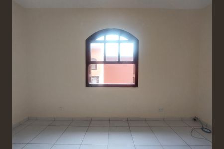 Casa à venda com 240m², 3 quartos e 2 vagas Casa à venda com 240m², 3 quartos e 2 vagasQuarto 2