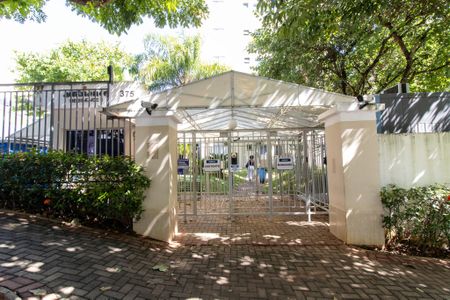 Apartamento para alugar com 49m², 2 quartos e 1 vaga Apartamento para alugar com 49m², 2 quartos e 1 vagaFachada