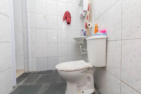 Casa à venda com 250m², 1 quarto e 2 vagas Casa à venda com 250m², 1 quarto e 2 vagasBanheiro