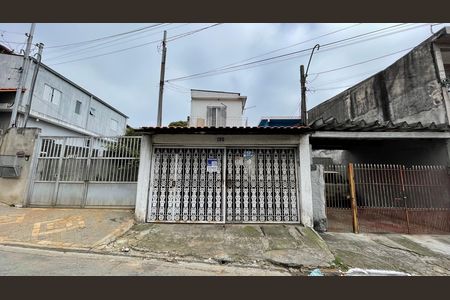Fachada de casa à venda com 5 quartos, 250m² em Parque Cisper, São Paulo