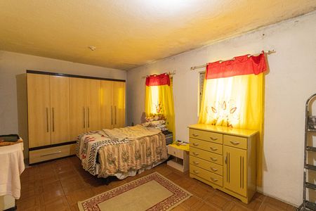 Casa à venda com 250m², 5 quartos e 2 vagas Casa à venda com 250m², 5 quartos e 2 vagasCasa 2 - Quarto 2