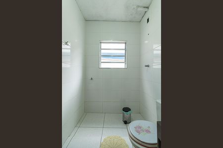 Casa à venda com 250m², 5 quartos e 2 vagas Casa à venda com 250m², 5 quartos e 2 vagasCasa 2 - Banheiro 2